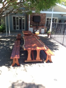Redwood slab pic nic table         